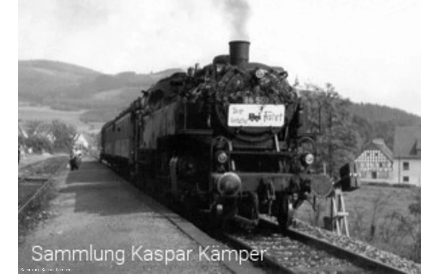 Letzter Personenzug im Bahnhof Bremke am 30.05.1964