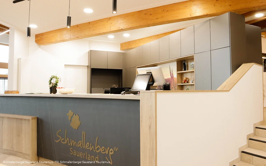 Schmallenberger Sauerland Tourismus im Holz- und Touristikzentrum Schmallenberg
