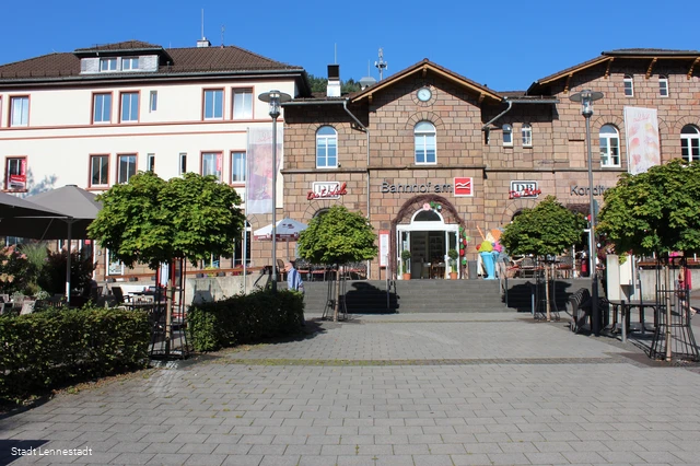 Bahnhofsgebäude Altenhundem©Stadt Lennestadt.jpg